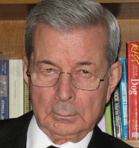 Fikri Alican
