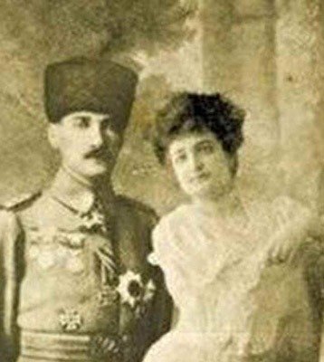 Corinne Lütfü